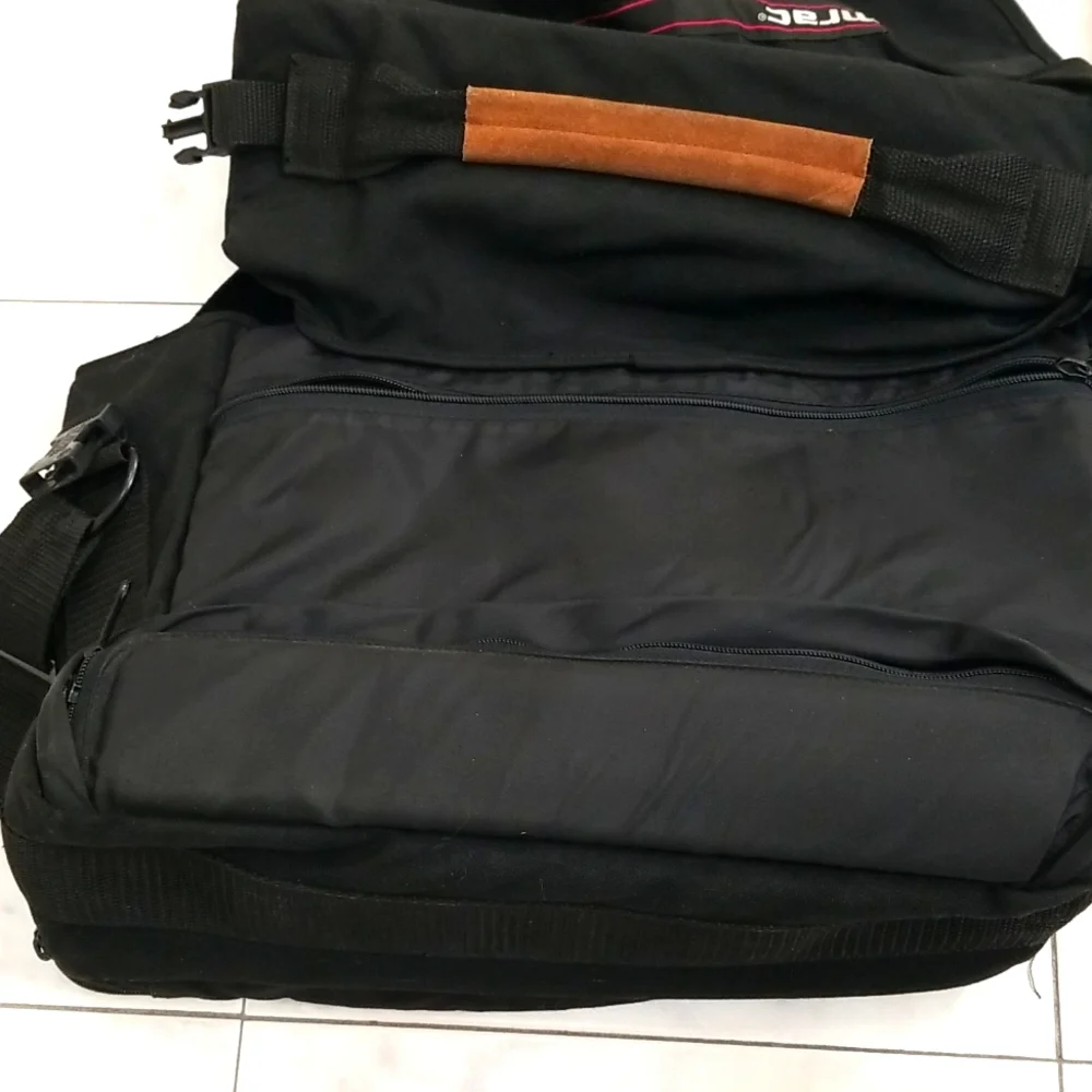 Camera Bag: Tamrac Brand